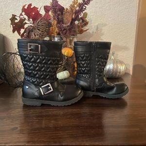 Toddler size 8 black zip up boots
